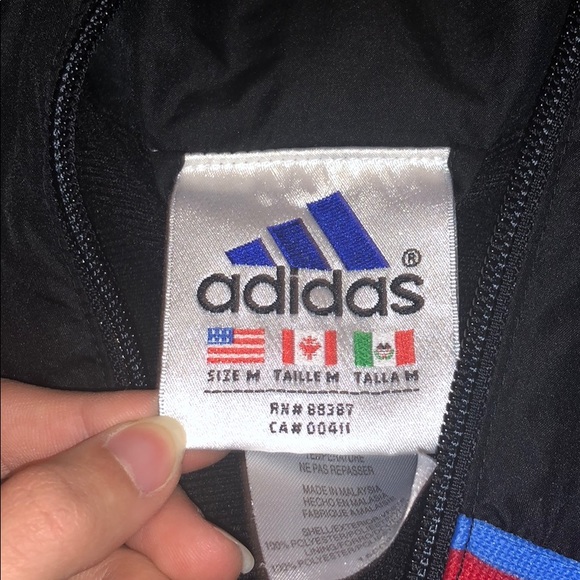 vintage adidas windbreaker/bomber jacket - Picture 2 of 4